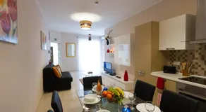 Belle Apartments - Image 3