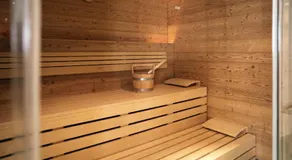 Aparthotel Zum Schlössl - Image 5