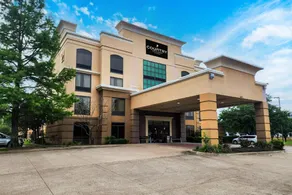 Country Inn & Suites by Radisson, Tyler University Area - Image 3