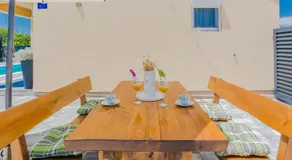 Holiday house Marijan with private pool and barbecue - by TA Leut - Image 4