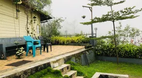 LAZY RETREAT - Image 4