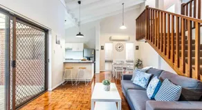 Charming Getaway Steps from Attractions & Amenities - Image 2
