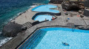 Maison de vacances 'El Puerto De La Estaca 3' avec vue sur la mer, jardin privé et balcon - Image 4