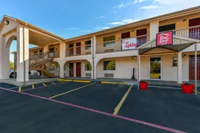 American Inn - Image 5