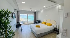 Spectacular Sea Views Torremolinos - Image 2