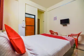 OYO Flagship 65592 Dyaneshwari Niwas - Image 3