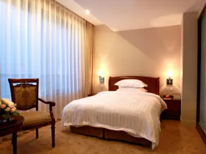 Greatwall Hotel - Image 2