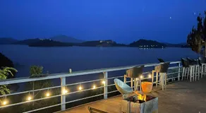 Đô La Island - Image 3