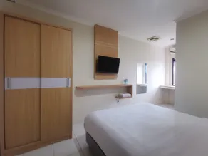 Nines Airport Hotel - Image 5