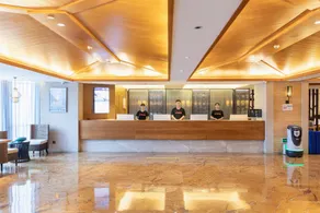 Atour X Hotel Shenzhen Luohu Dongmen Pedestrian Street - Image 5