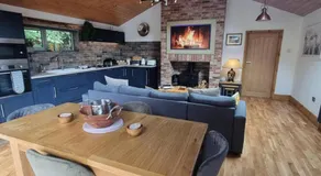 Harewell wood lodge - Image 4