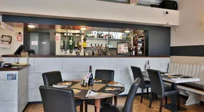 Chez Phil - Image 5