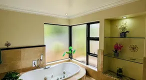 112 on Kloof Villa - Image 4