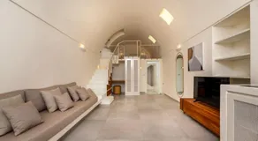 Villa Finika Santorini - Image 3