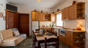Mirsini Apartments in Sifnos - Image 3