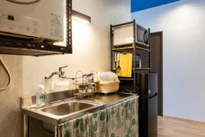 Guest House BLUE DOOR - Image 3