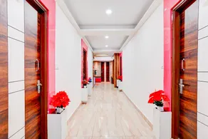 Hotel O SGR Palace - Image 4