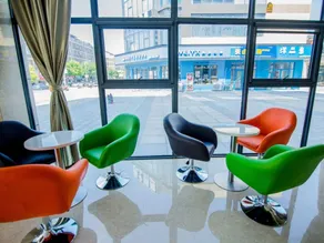 GreenTree Inn Nantong Zhangzhishan Town Deli Plaza Express Hotel - Image 3