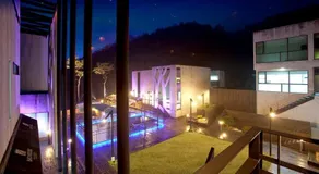 Bao House Pool Villa - Image 5