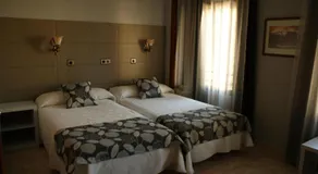 Hotel Los Naranjos - Image 5