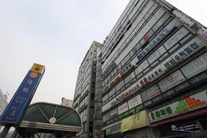 Hotel Violet - Image 5