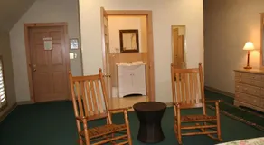 Visions Inn - Image 3