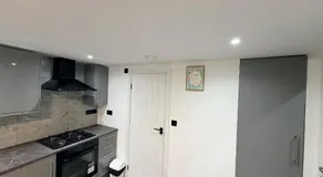 Luxury Annexe In Northolt Couple Stay with Parking - Image 5