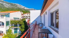 Apartments Biljana Gradac - Image 2