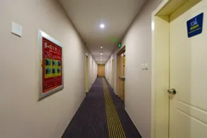 7Days Inn Yantai Development Zone Beach - Image 4