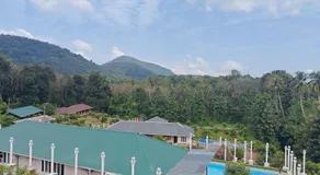 AppleLand City Athirapilly by Hotels Cart - Image 5