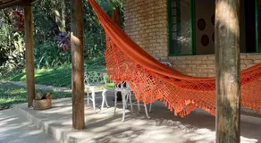 Casa charmosa em condomínio arborizado - Image 5