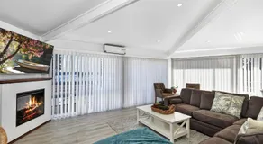 Sunset Lake House - Image 2