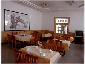 Victory Hotel - Image 3