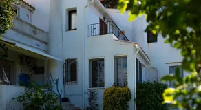 Beach & mountain retreat Los Almendros - Image 4