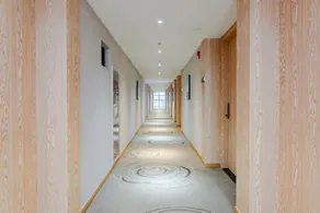 Guanlan Hotel - Image 5