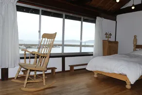 Womb sea view house - Image 2
