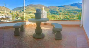 La Granada - Image 4