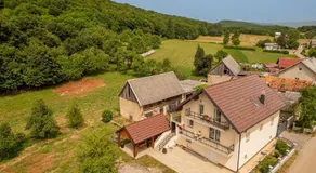 House Rose - Image 5