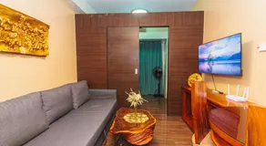 AIR Residence Wondeful Condo Ayala Ave 1703 Central Makati Swim Gym - Image 2