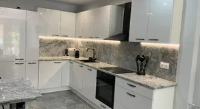 Jerry Apartman - Image 3