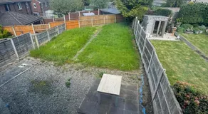 2 bedroom house - Image 3