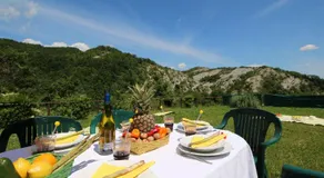 Country House Getaway in Apecchio - Image 2