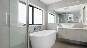 Self Contained Beach View Apartment - Image 2