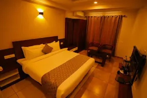Zubis Inn Hotel - Image 2
