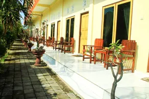 OYO 3096 Hotel Dewi Warsiki Near Gilimanuk Port - Image 5