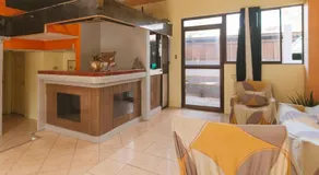RedDoorz at Amora Villa Apartelle - Image 4