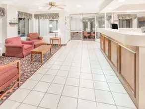 Quality Inn & Suites Willows - Image 4
