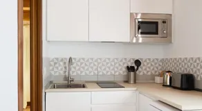 Los Apartamentos del Palacio - Image 2