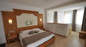Hotel Select - Image 2