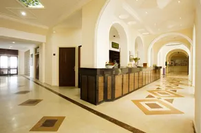 Dome Hotel - Image 5